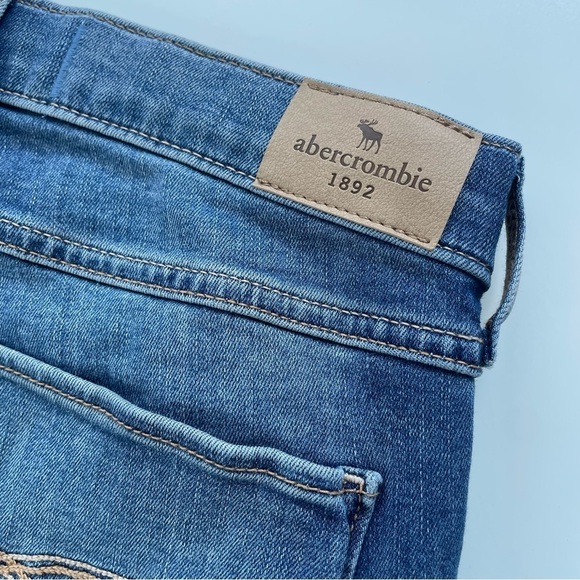 Abercrombie Kids Girls High Rise Jeggings Distressed Destroyed Size 13/14 NWT - Picture 6 of 8